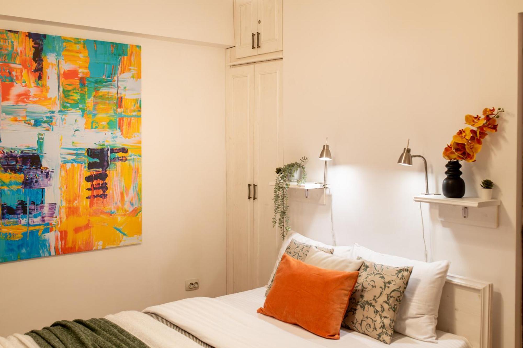 2Br Apartment At Piata Natiunilor Unite: Perfect For City Center Stays Bucharest Exterior photo